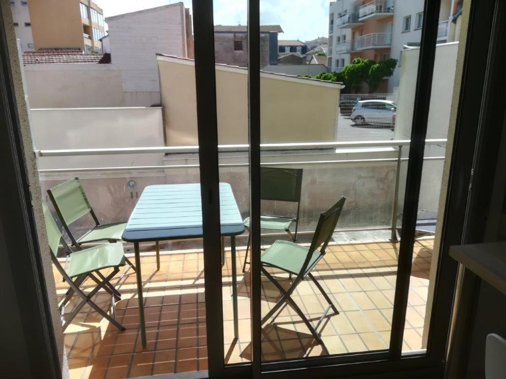 Apartamento T2 44m2 hyper centre, vélos, parking et grand balcon English spoken Arcachón Exterior foto